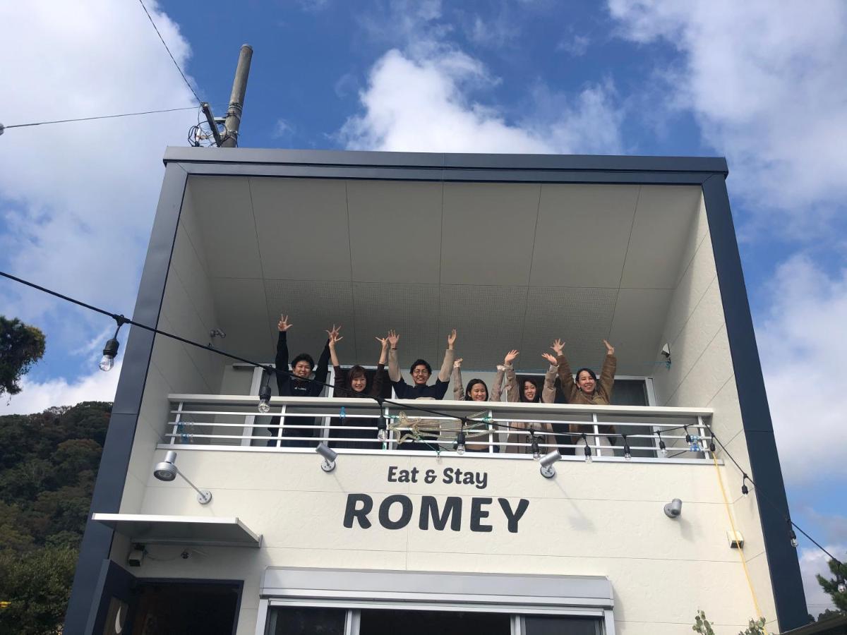 海と山に囲まれた静かな港町の オーシャンビュー 個室ゲストハウスeat&Stay Romey 静岡市 エクステリア 写真