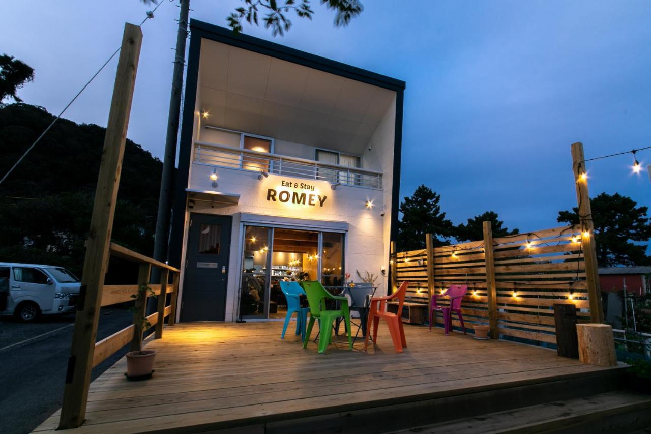 海と山に囲まれた静かな港町の オーシャンビュー 個室ゲストハウスeat&Stay Romey 静岡市 エクステリア 写真